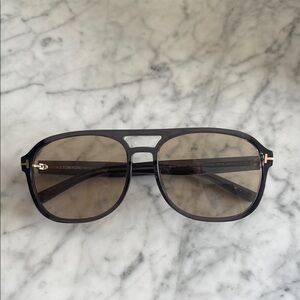 Tom Ford aviator style glasses